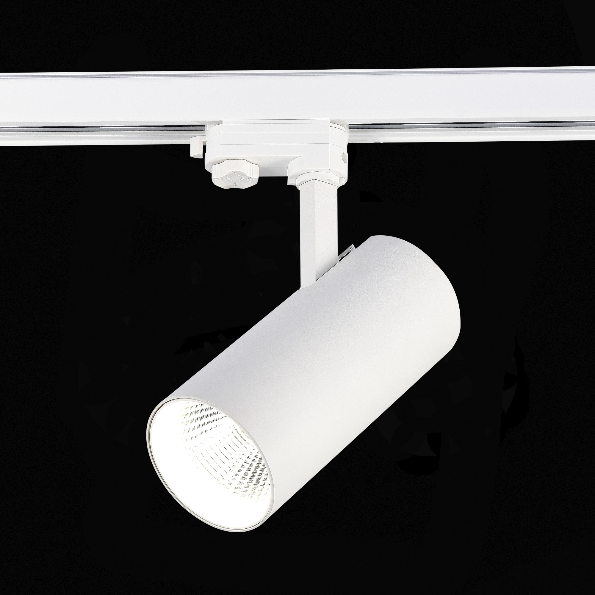 ST661.536.40.L Св-к трек. Белый LED 1*40W 3000K 3 200Lm Ra>90 38° IP20 L190xW85xH265 165-265V ТРЭЙС